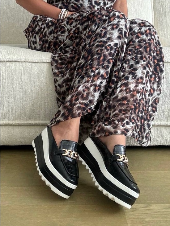 No brand Shoes - Black Platform Loafers with Gold Chain Accent